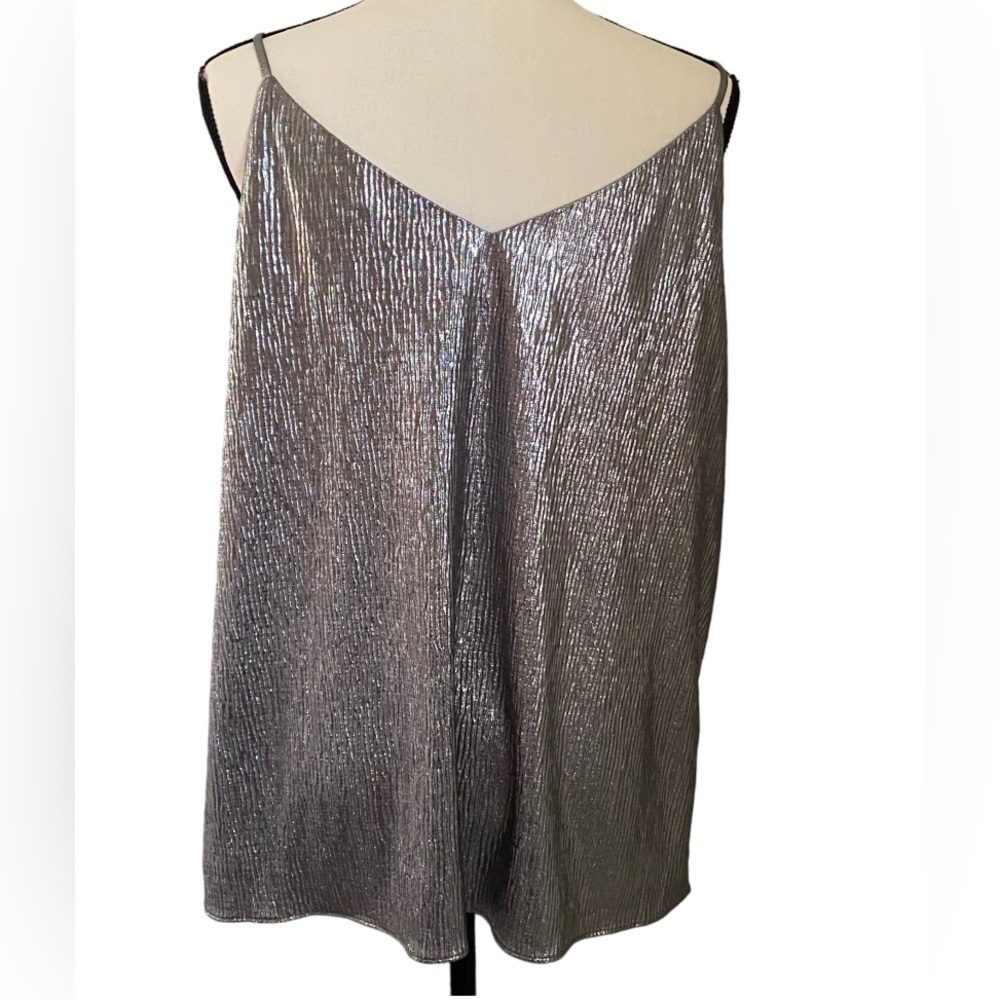 Loft size XL top V.Neck
